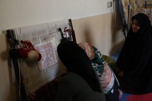 برگزاری دوره آموزشی فرش‌بافی در فرهنگسرای الغدیر