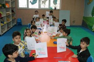 برگزاری کارگاه رنگ‌آمیزی کودکان با موضوع خلیج فارس در فرهنگسرای الغدیر