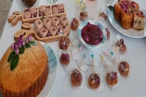 برگزاری مسابقه آشپزی به مناسبت روز گلاب و گل سرخ در میدان شهید بهشتی